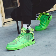 Load image into Gallery viewer, 2020 Men's luxury sneaker " Calzado Hombre"
