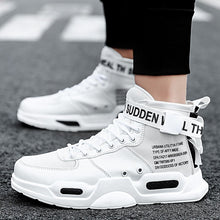 Load image into Gallery viewer, 2020 Men's luxury sneaker " Calzado Hombre"
